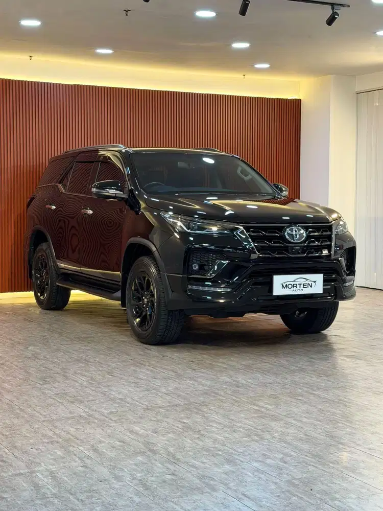 Toyota Fortuner 2.8 VRZ GR Sport 2022 Odo 14 Ribu Record Antik Garansi