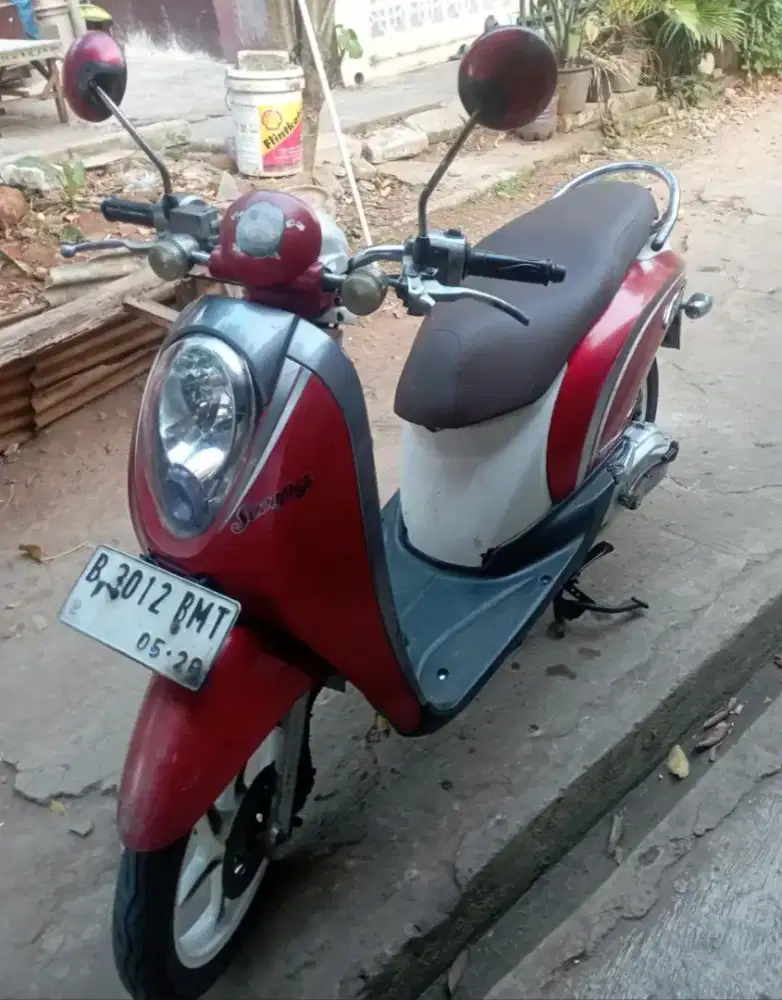Jual Motor Scoopy daerah Jakarta Timur
