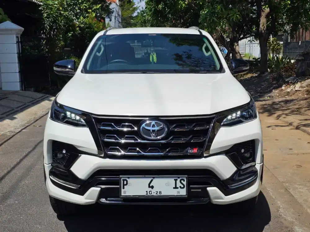 Toyota Fortuner VRZ 4x2 Disel Uppgred GR 2016