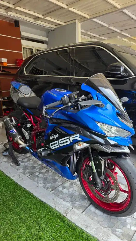 Jual ZX 25 R ABS QS ( Warna Langka )