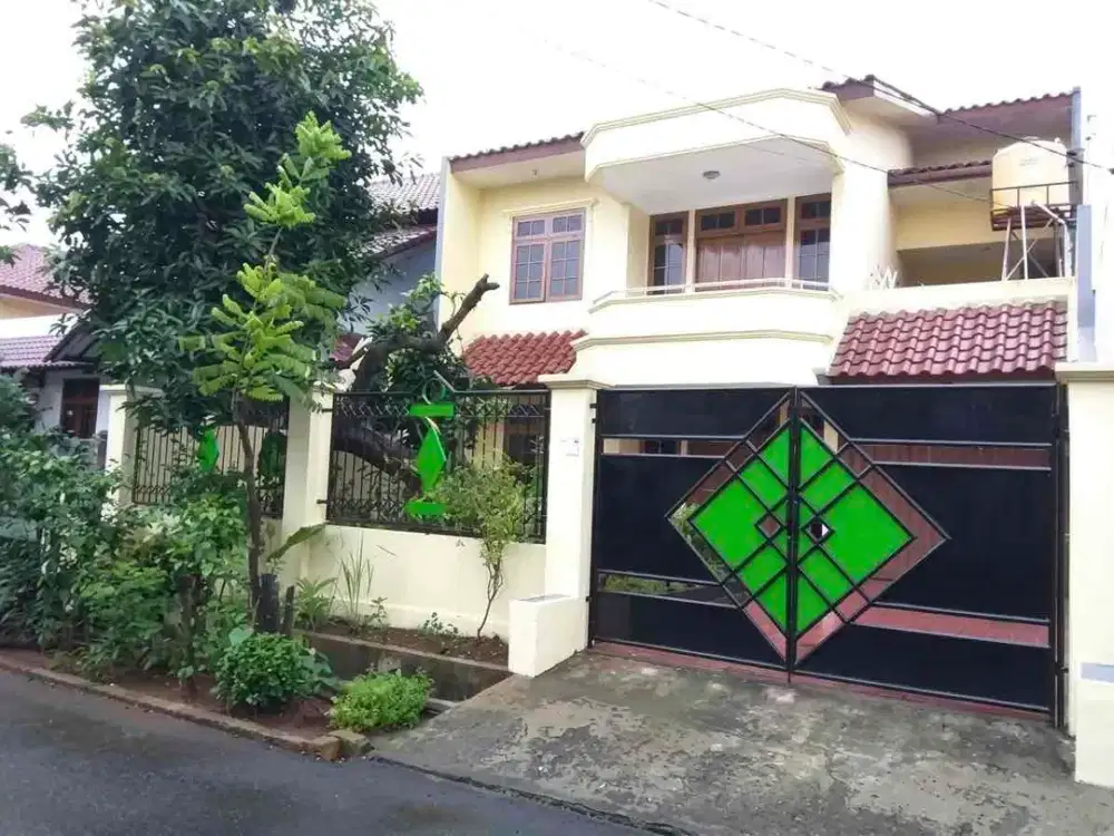 Rumah 2 Lantai di Komplek H. Naman Pondok Kelapa - Duren Sawit