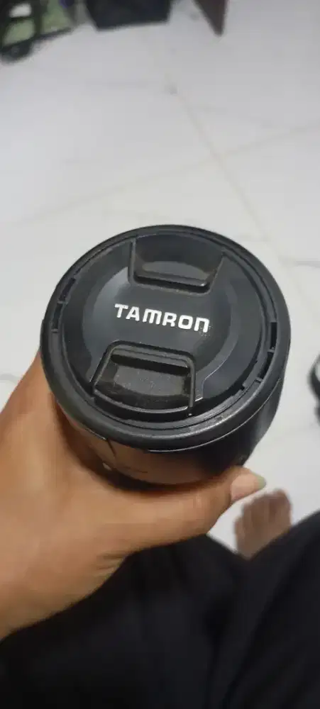 Lensa tele 70-300mm Tamron for Canon DSLR