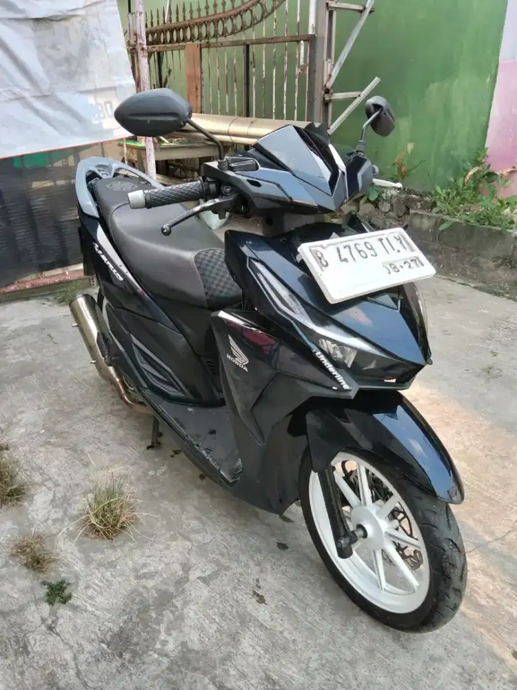 Dijual Vario led old 150cc Lengkap
