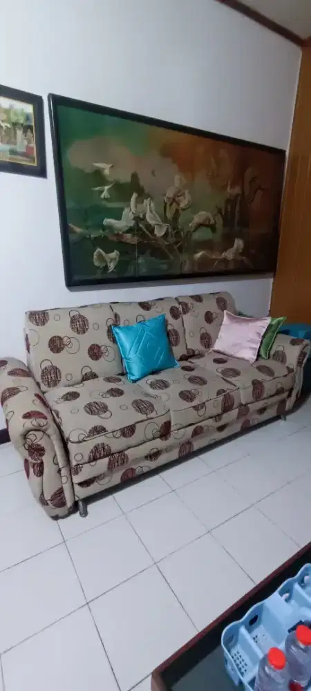 Dijual Sofa Putih