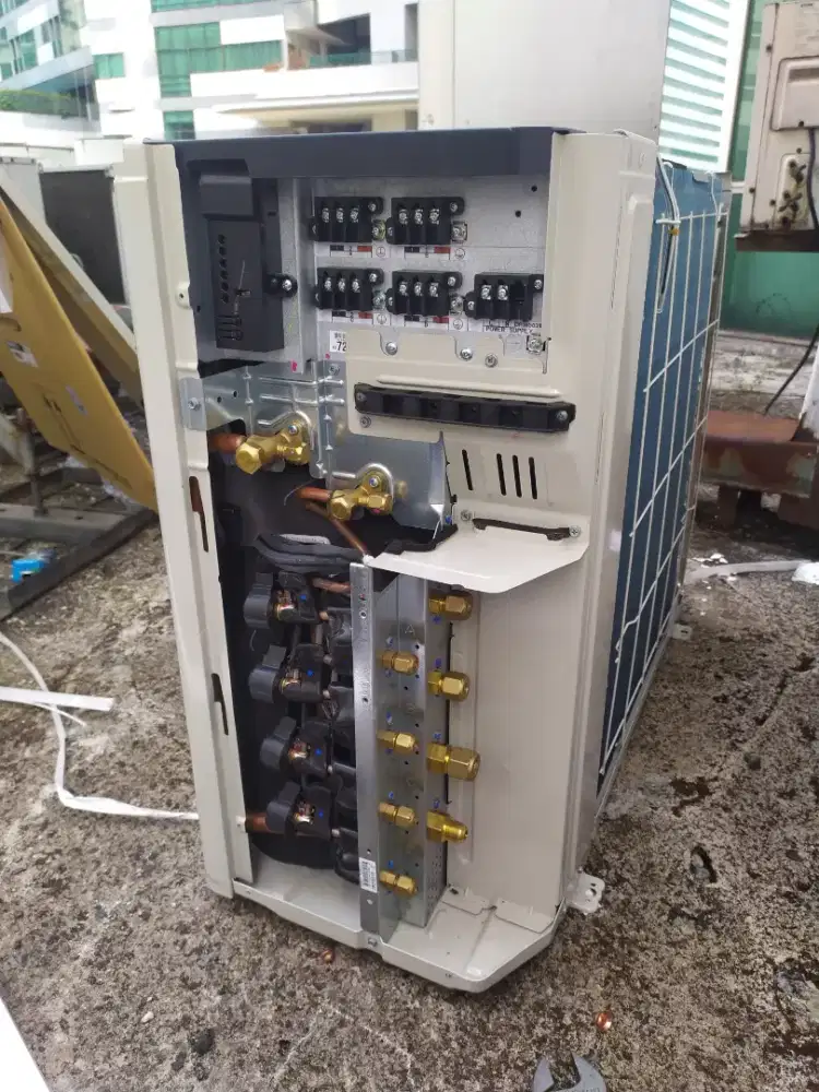 JASA PERBAIKAN DAN SERVICE AC