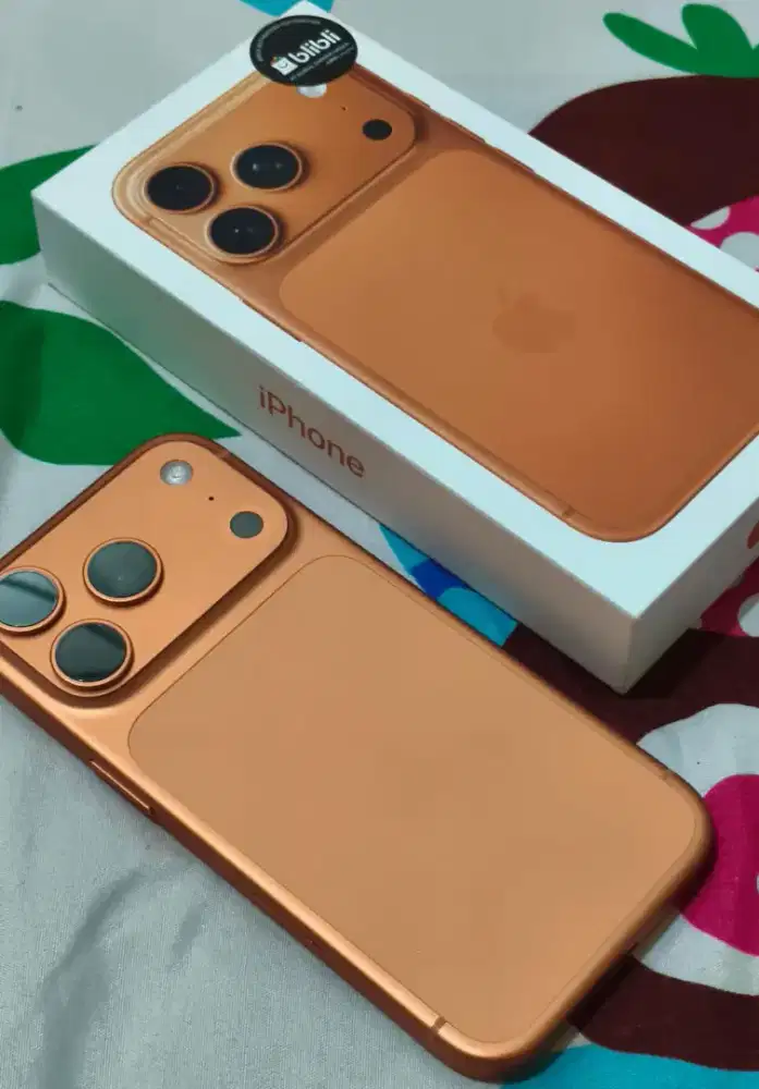 Apple iphone 17 PRO 256 GB ORANGE garansi panjang