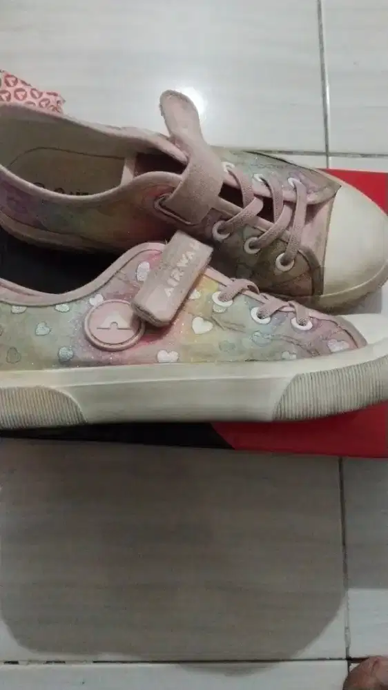 PRELOVED AIRWALK SEPATU