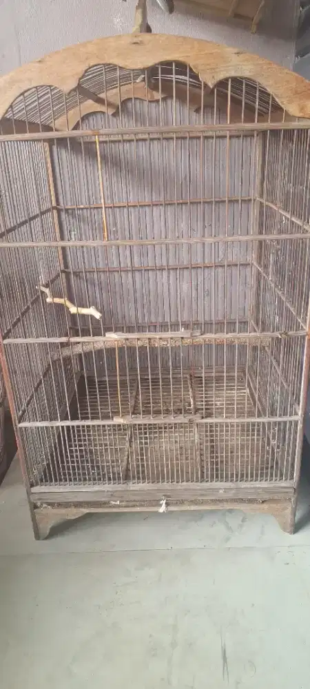 Kandang burung bekas