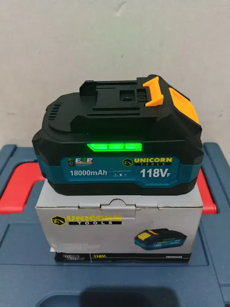 Baterai bor/impect soket tipe LXT