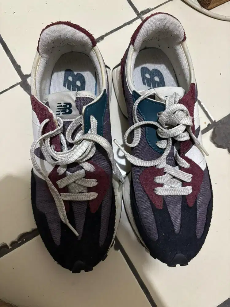 New Balance 327 Burgundy Shadow