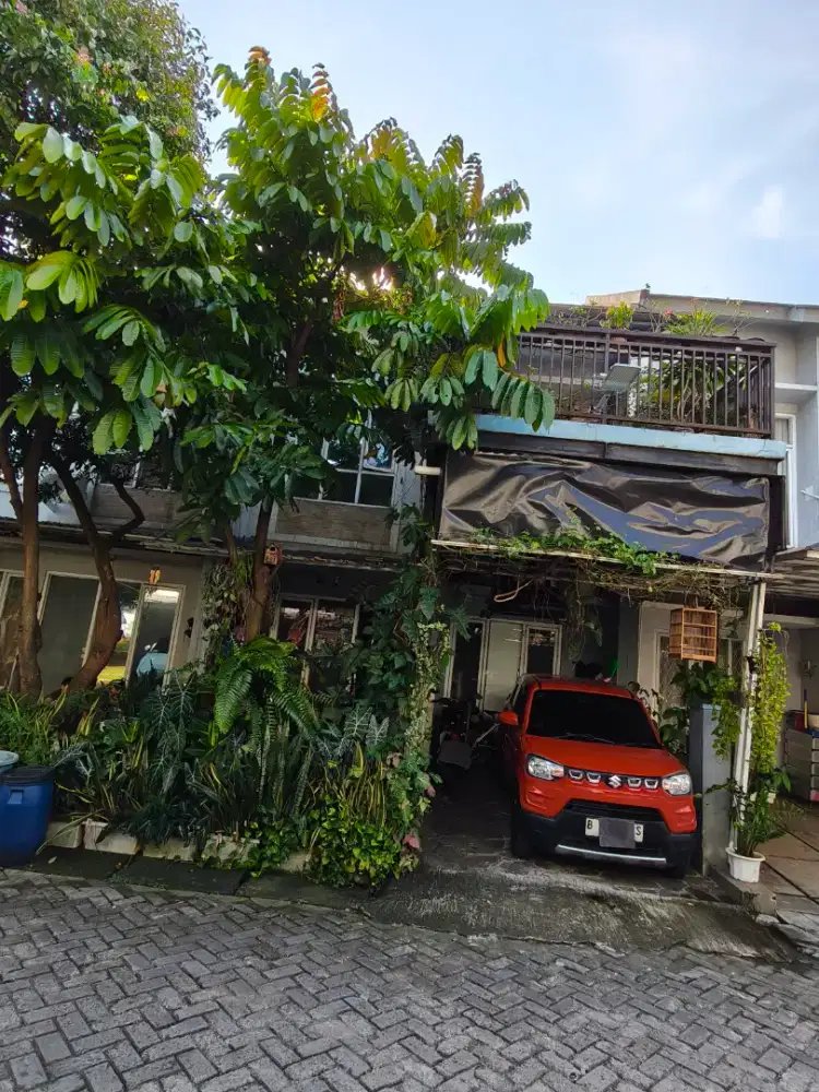 DIJUAL Rumah Adem dekat BXC