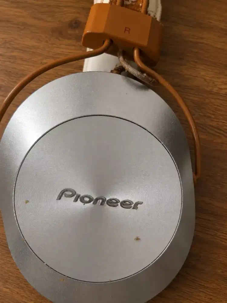 Headphone pioneer head phone pioneer speaker pioneer earphone pioneer