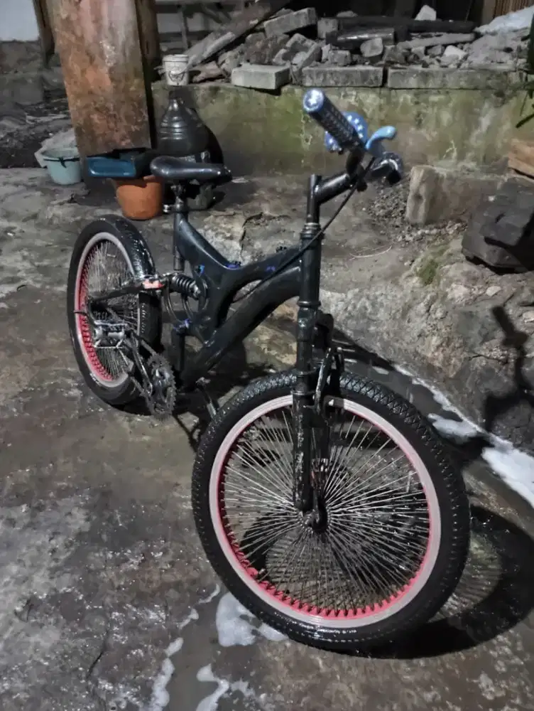 Dijual Sepeda Semi Dewasa