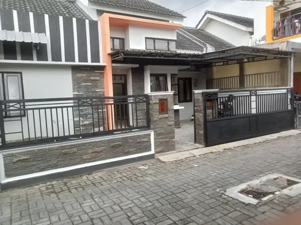 Disewakan rumah