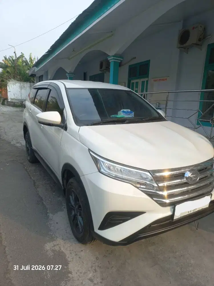 Terios X MT 2022 Putih