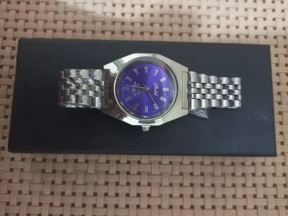 Jam Tangan Rantai Unisex Ocean Blue Color