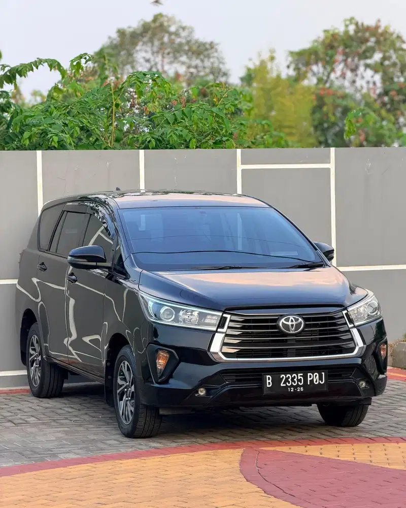 TOYOTA INNOVA REBORN 2.4 V DIESEL AT FACELIFT 2021
