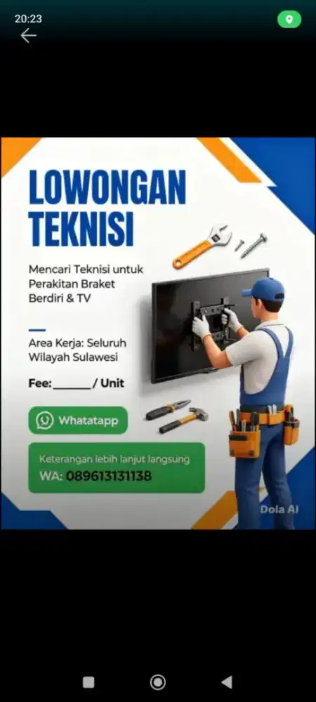 Teknisi TV dan braket untuk sekolah