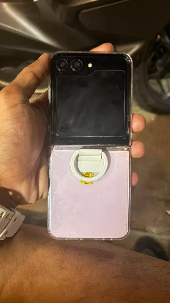 Samsung z flip 5 ram 8/512gb