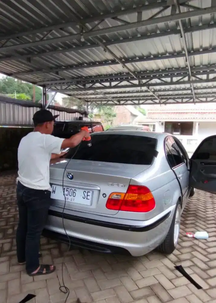 Tempat pemasangan kaca film mobil