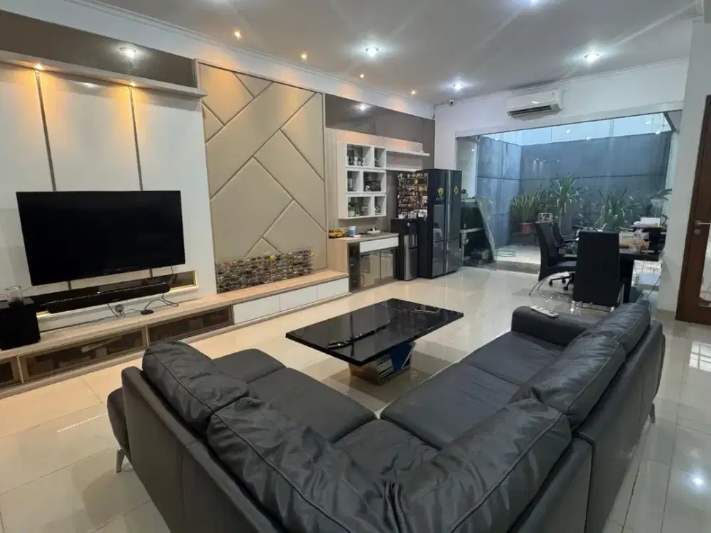 Rumah Cantik Siap Huni Furnished di Mekar Wangi