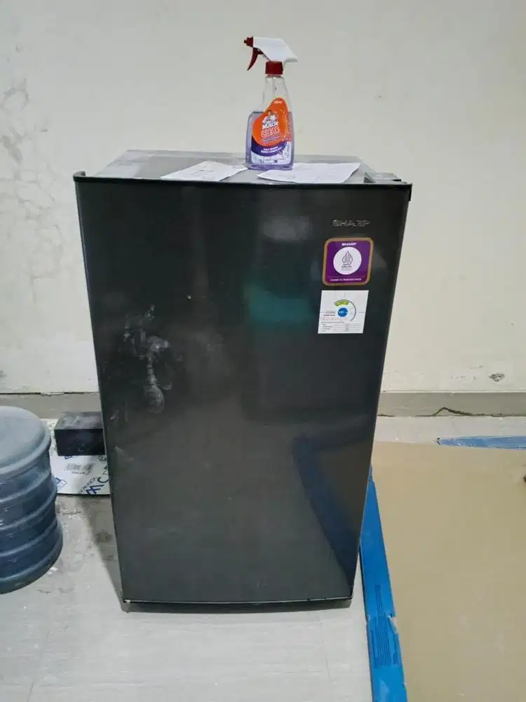 Kulkas 1 pintu merk Sharp