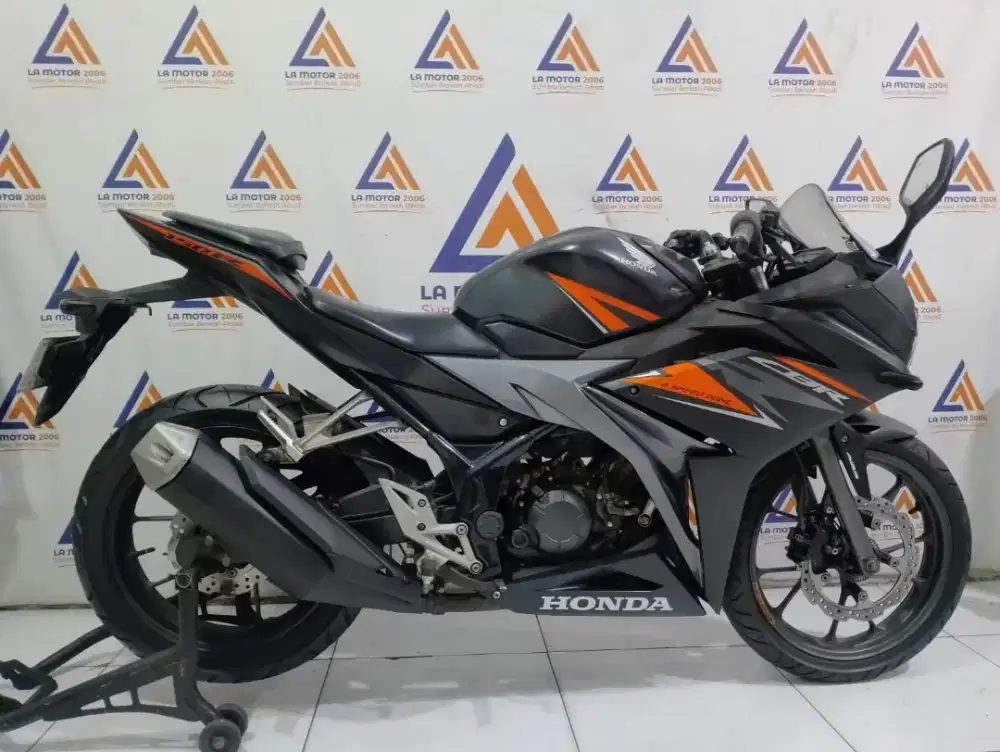 MULAI 500RB DP CBR 150 ABS 2019 (CC 0%/KREDIVO/SPAYLATER)