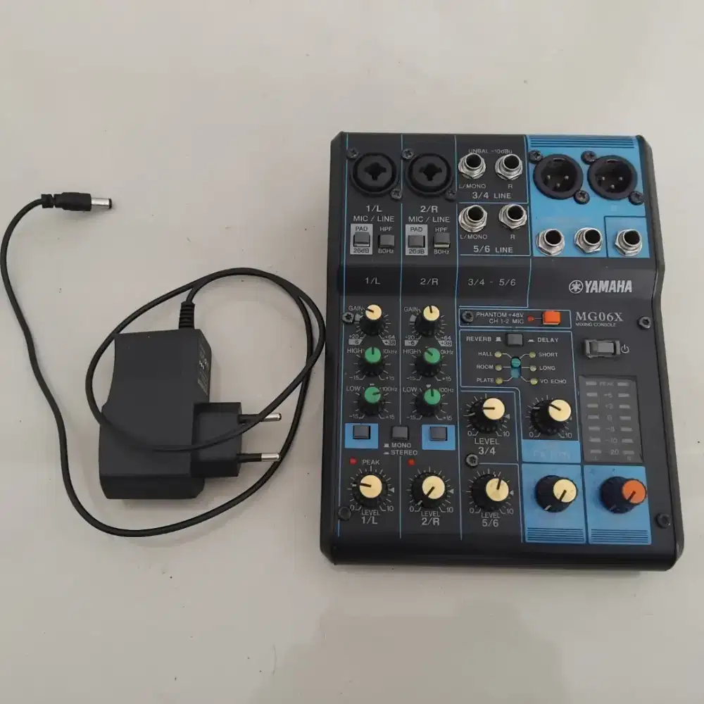 MIXER YAMAHA MG06X