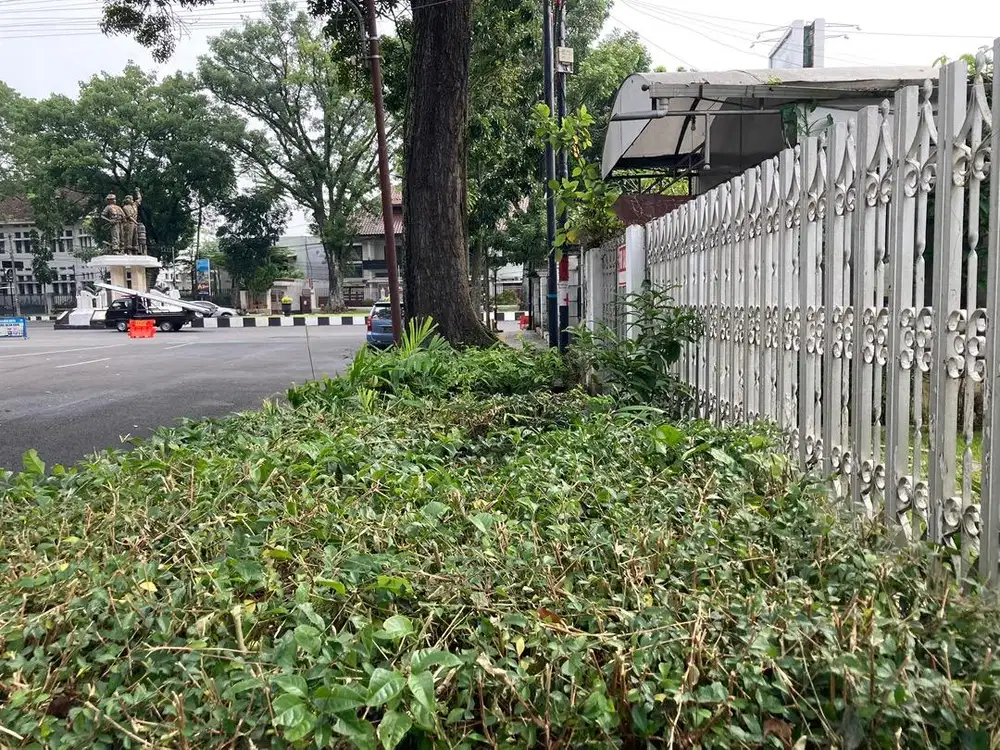 Bangunan komersiil/ rumah di Malang