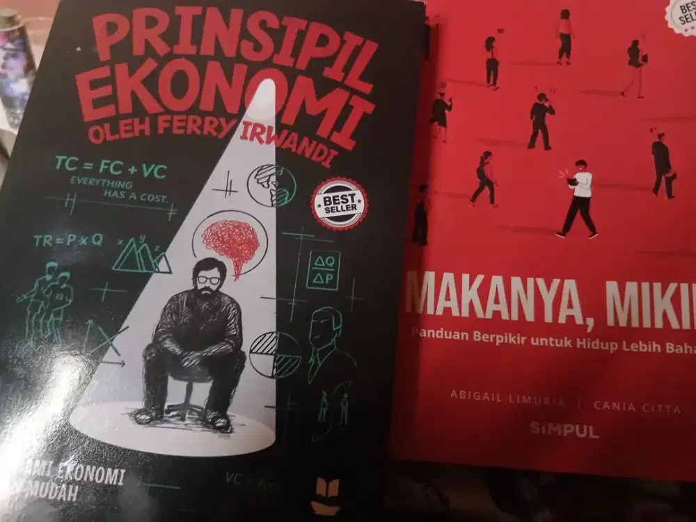 Buku prinsipil ekonomi dan makanya mikir
