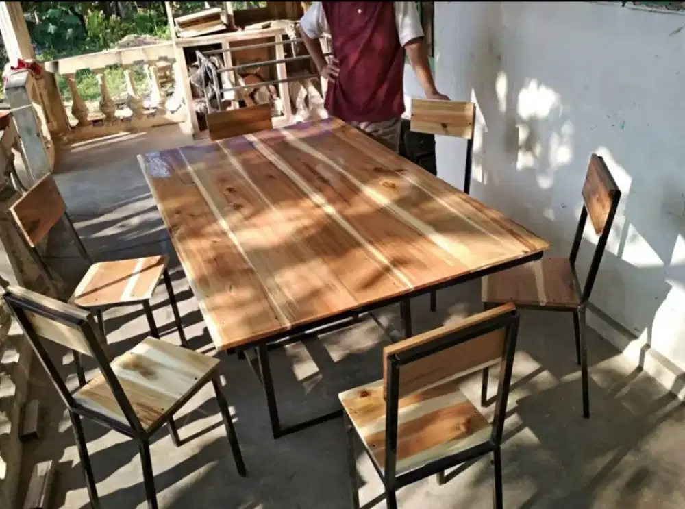 Pembuatan meja kursi cafe Palembang