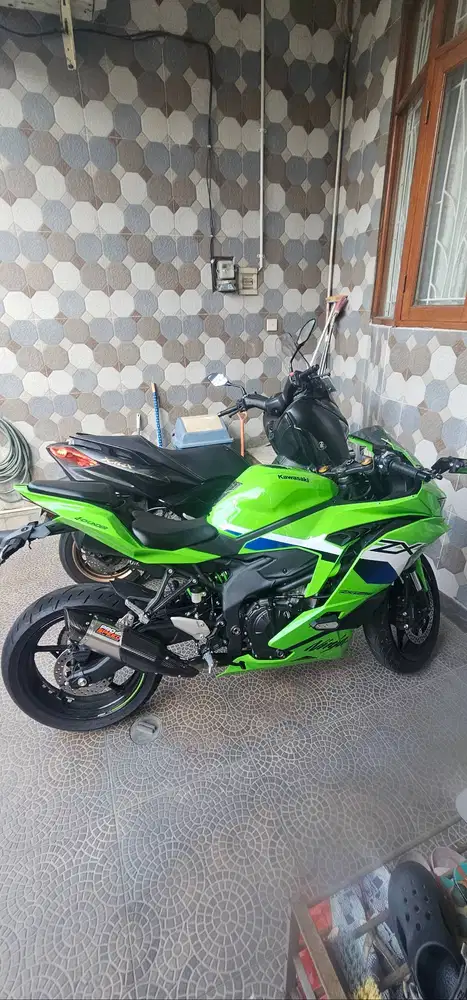 Kawasaki Ninja ZX25RR 2026 like new 1000km on going, bulan 5