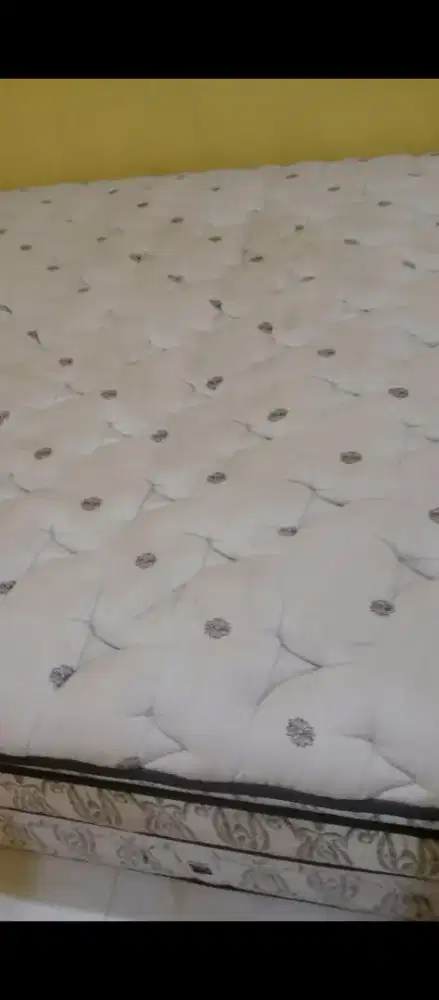 DIJUAL tempat tidur  berkualitas merek CHATTAN&WELLS AlEXSANDRA