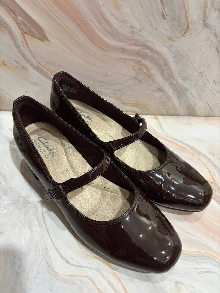 Clarks Iridessa Rae Merlot