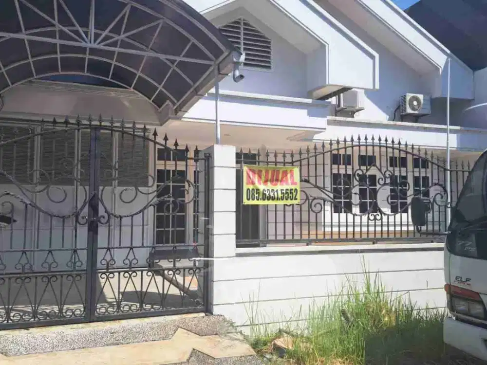 Dijual Cepat Murah Rumah Strategis baru renof di Manyar Kertaadi