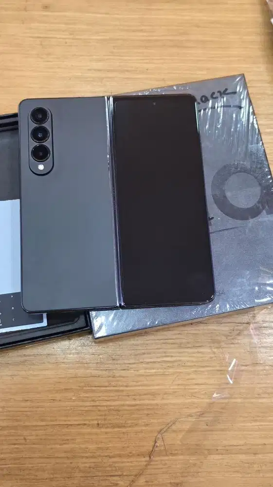 Samsung Z Fold 4 5G 12/256 gb