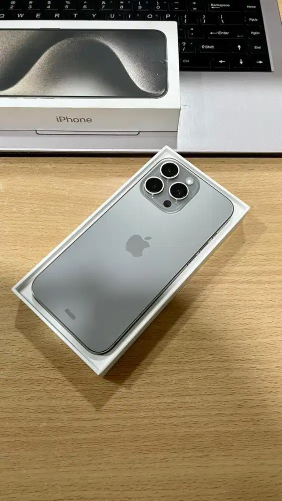 iPhone 15 Promax 256 gb ex iBox