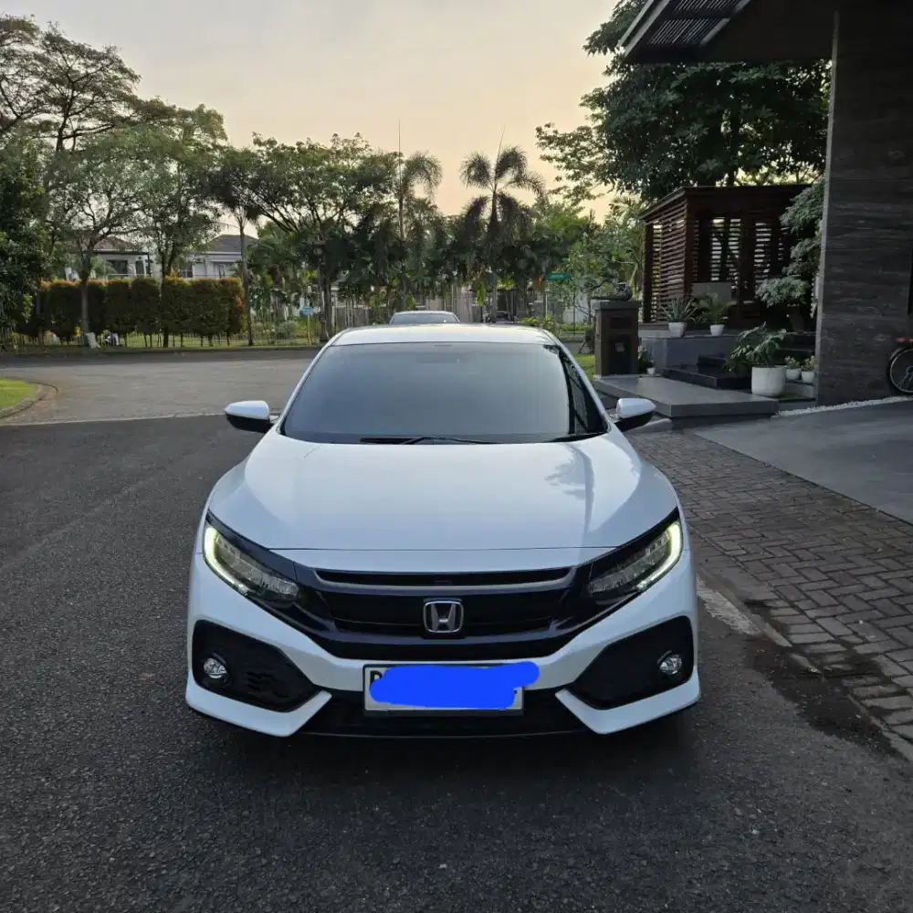 Civic hatcback 2018