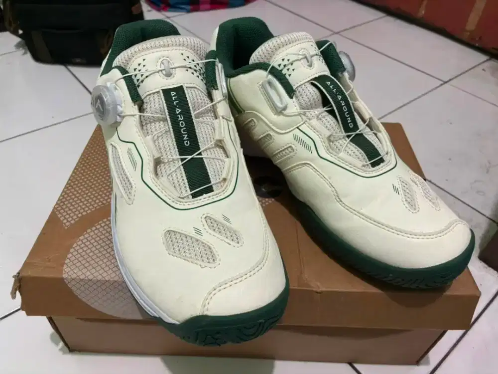Sepatu Badminton Victor A396 LG Hunter Green Nomor 44