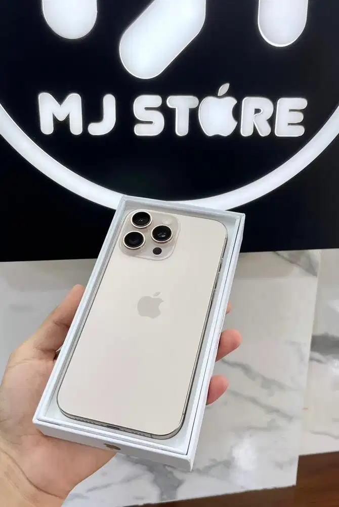 iPhone 16 Promax 256 gb ex iBox bh 93% garansi aktif November 2026