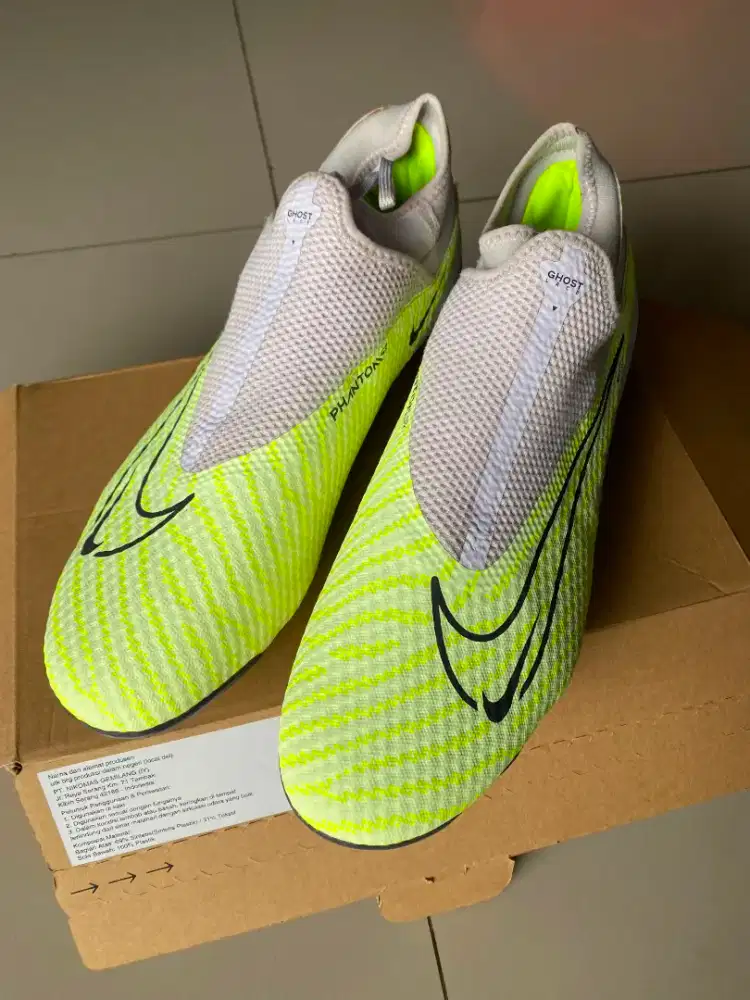 Sepatu bola lapangan NIKE Phantom GX Academy Original Second NEW