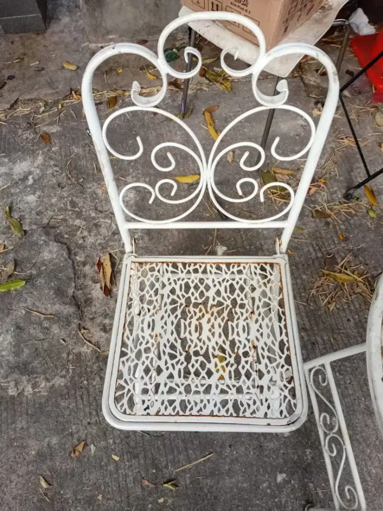 Meja kursi lipat besi