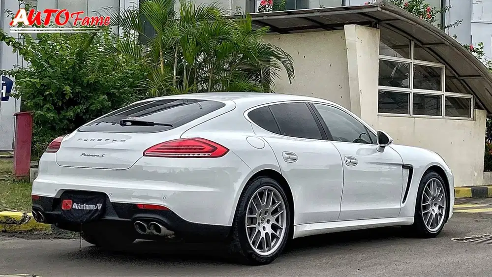 Porsche Panamera 3.0 S PDK FullSpec Sport Chrono Sport Plus NIK 2015