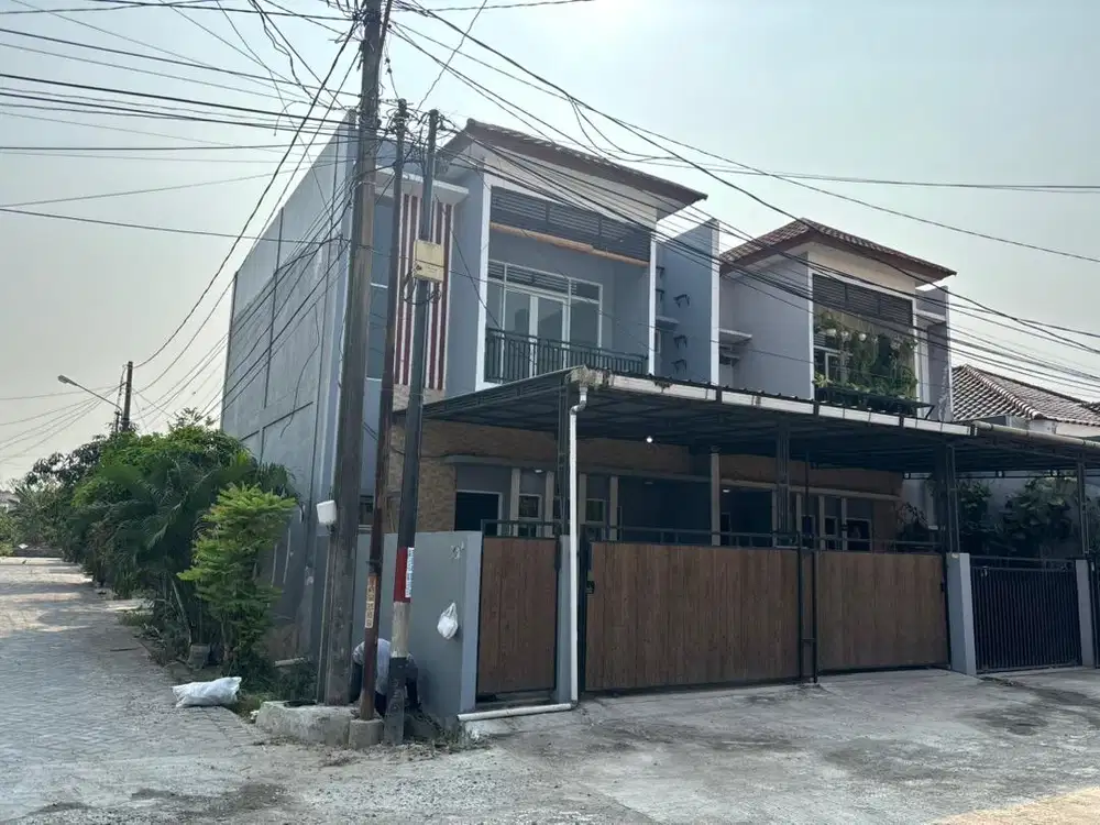 Rumah 2 Lantai SHM Harapan Indah 1 Bekasi Rp1,3 M Nego
