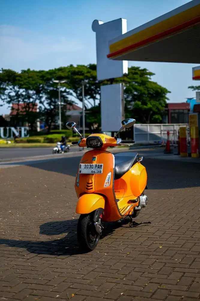 PIAGGIO VESPA SPRINT 150 3VIE 2015 MURAH BERGARANSI