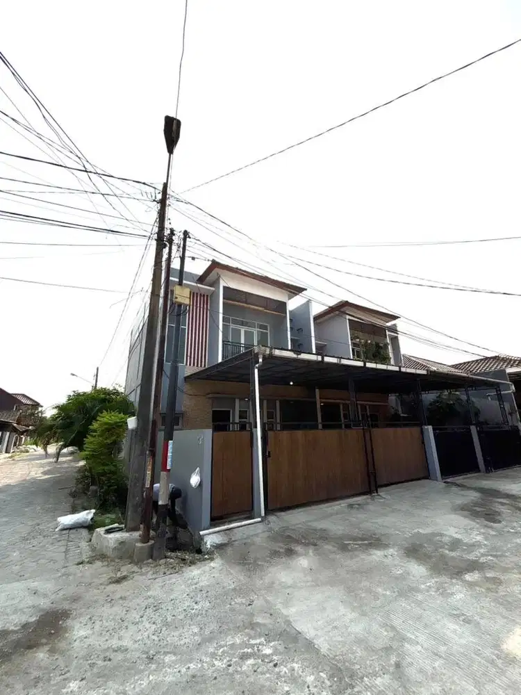 Rumah 2 Lantai SHM Harapan Indah 1 Bekasi Rp1,3 M Nego
