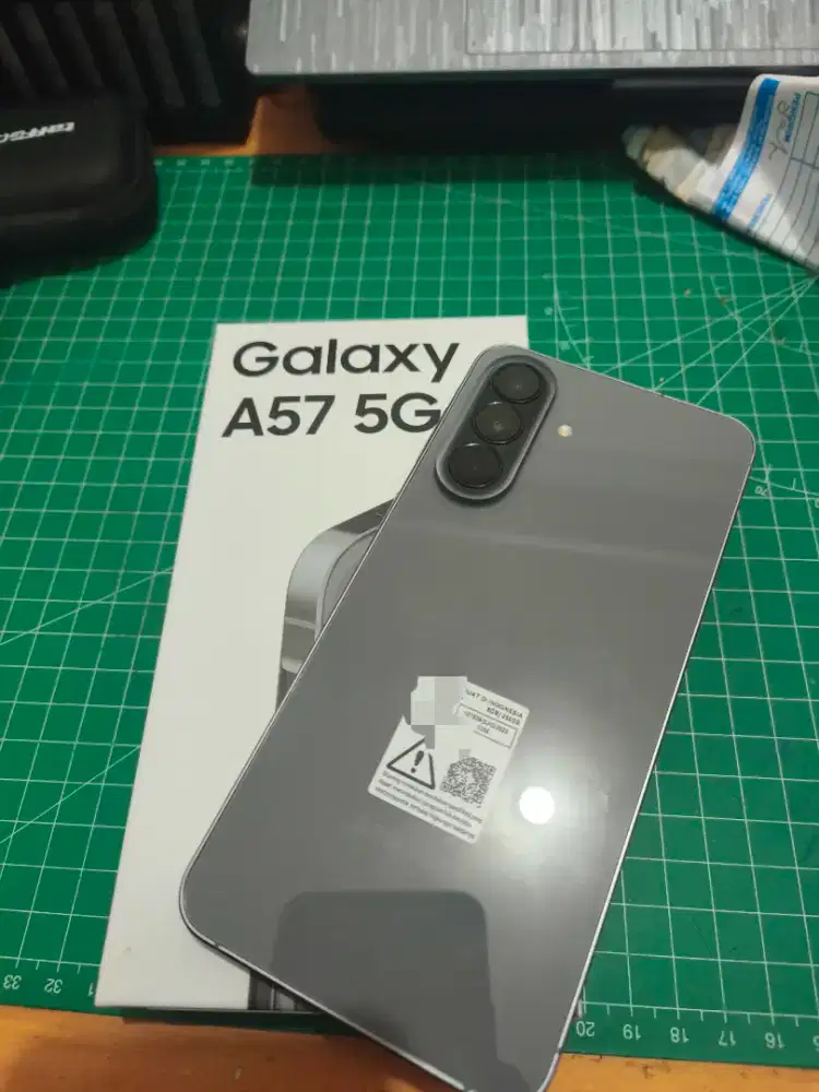 Samsung A57 8/256 Grey