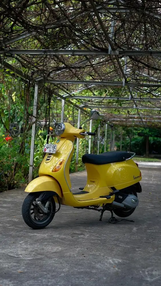 PIAGGIO VESPA LX 125 IGET FACELIFT 2021 MURAH BISA KREDIT