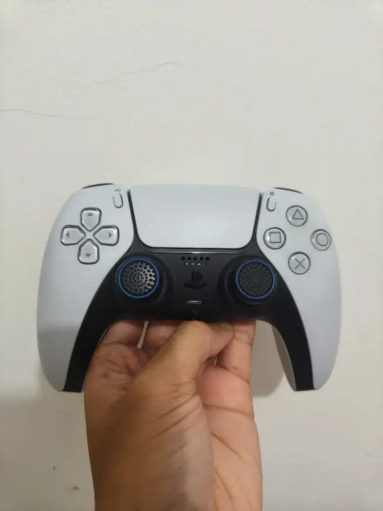 DUALSENSE/ DS 5 WHITE