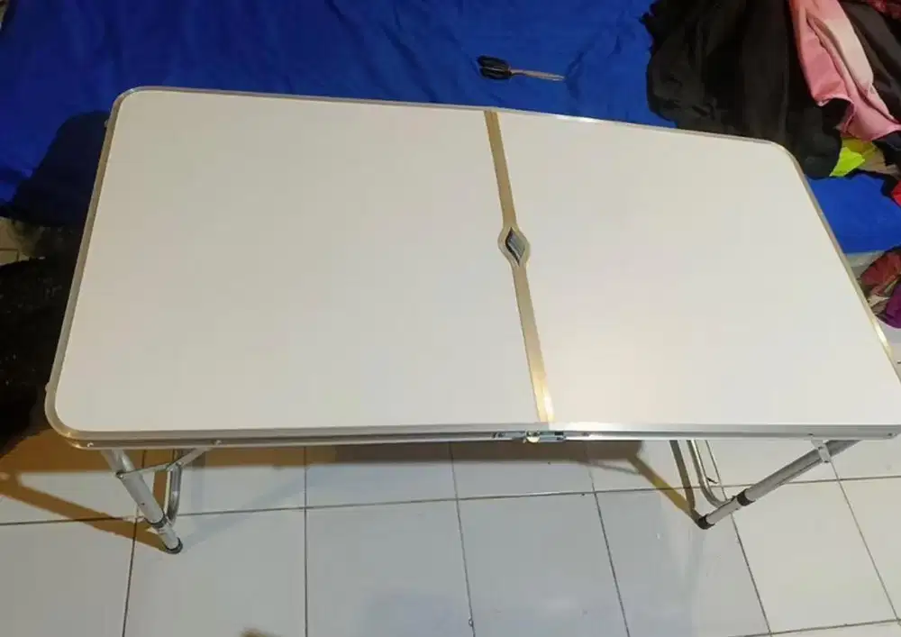 Meja lipat buat jualan